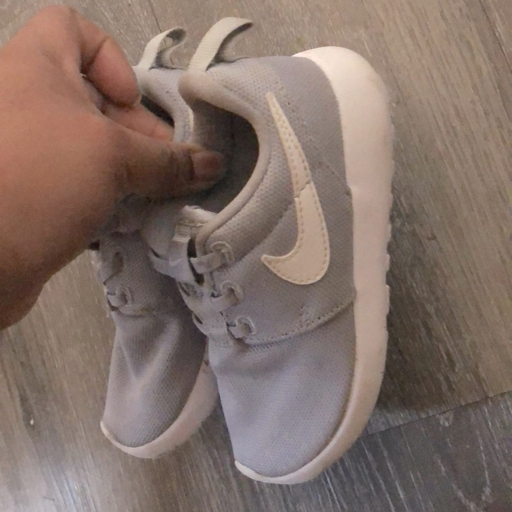Nike toddler shoes: